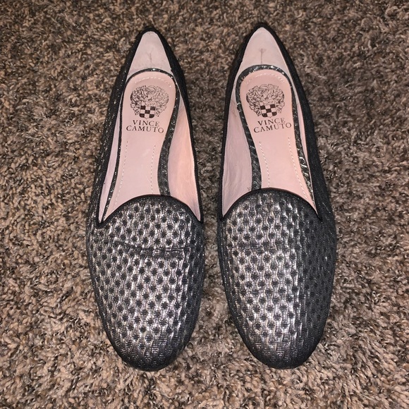 Vince Camuto Edmonton Silver Metallic Loafer Sz 8 - Picture 2 of 7